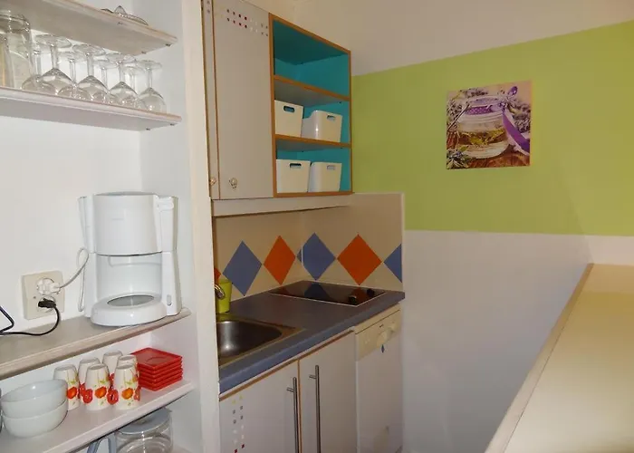 Promenade Des Bains *