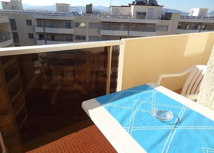 Promenade Des Bains Saint-Raphaël